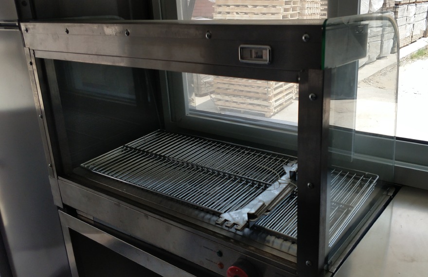 commercial food warmer in the taco trailer